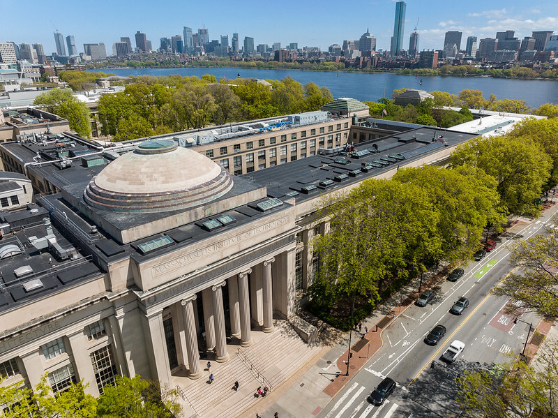 Massachusetts Institute of Technology